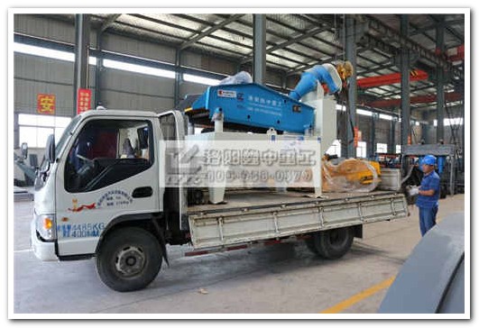 細(xì)沙回收機發(fā)貨現(xiàn)場